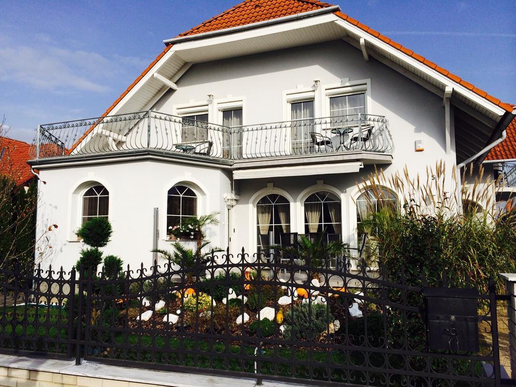 Bük朱迪特文德加兹住所加早餐旅馆住宿加早餐旅馆 外观 照片
